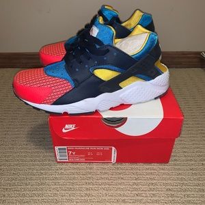 Nike Huarache Run Now 7Y